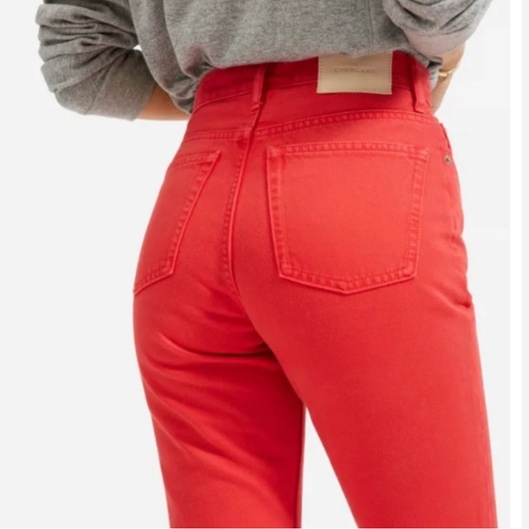 EVERLANE The Cropped Cheeky Jean In Red. 26" Inseam. Button Fly Size: 26 - Picture 3 of 9